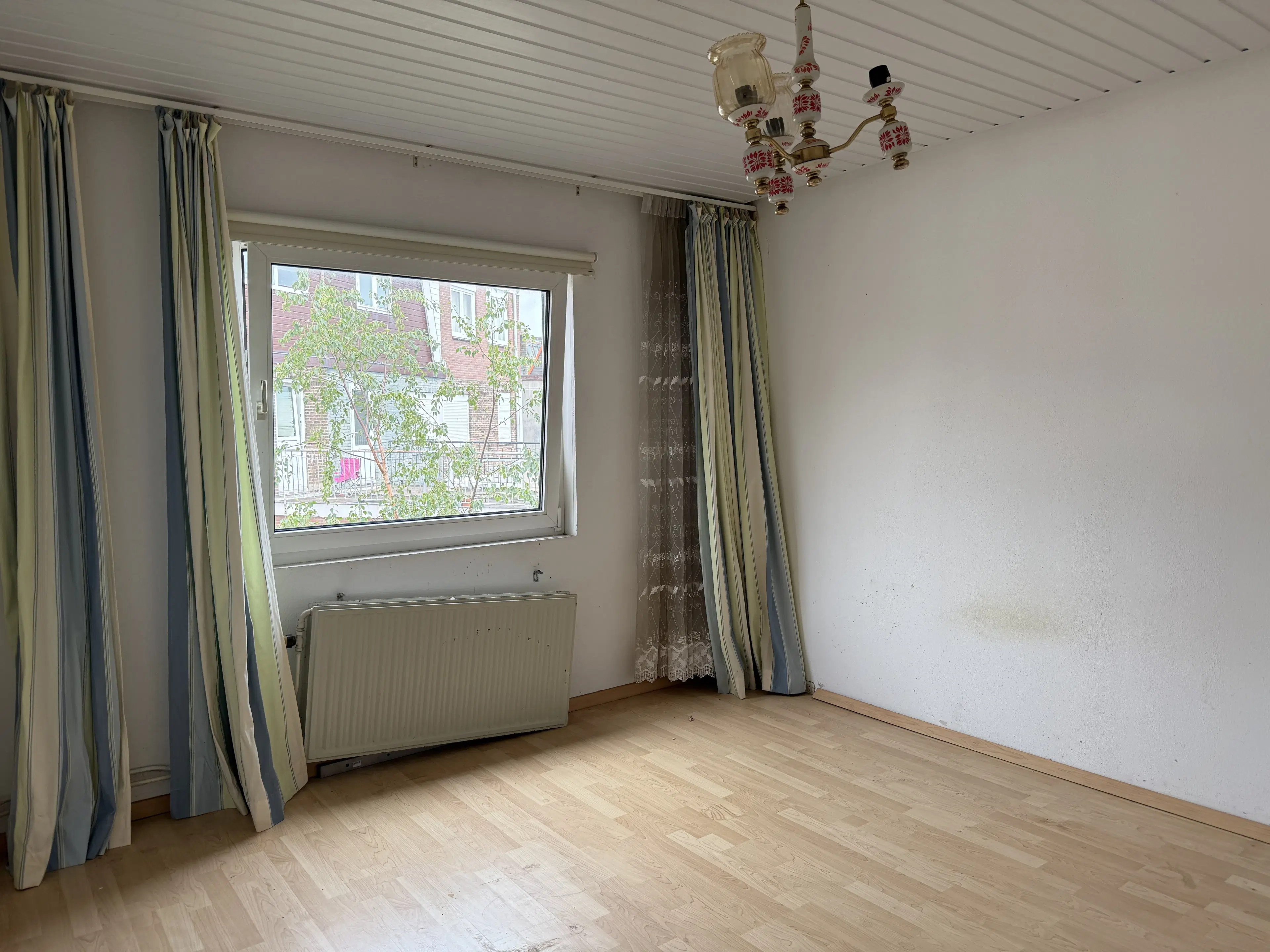 IJmuiden, Wijk aan Zeeërweg 92