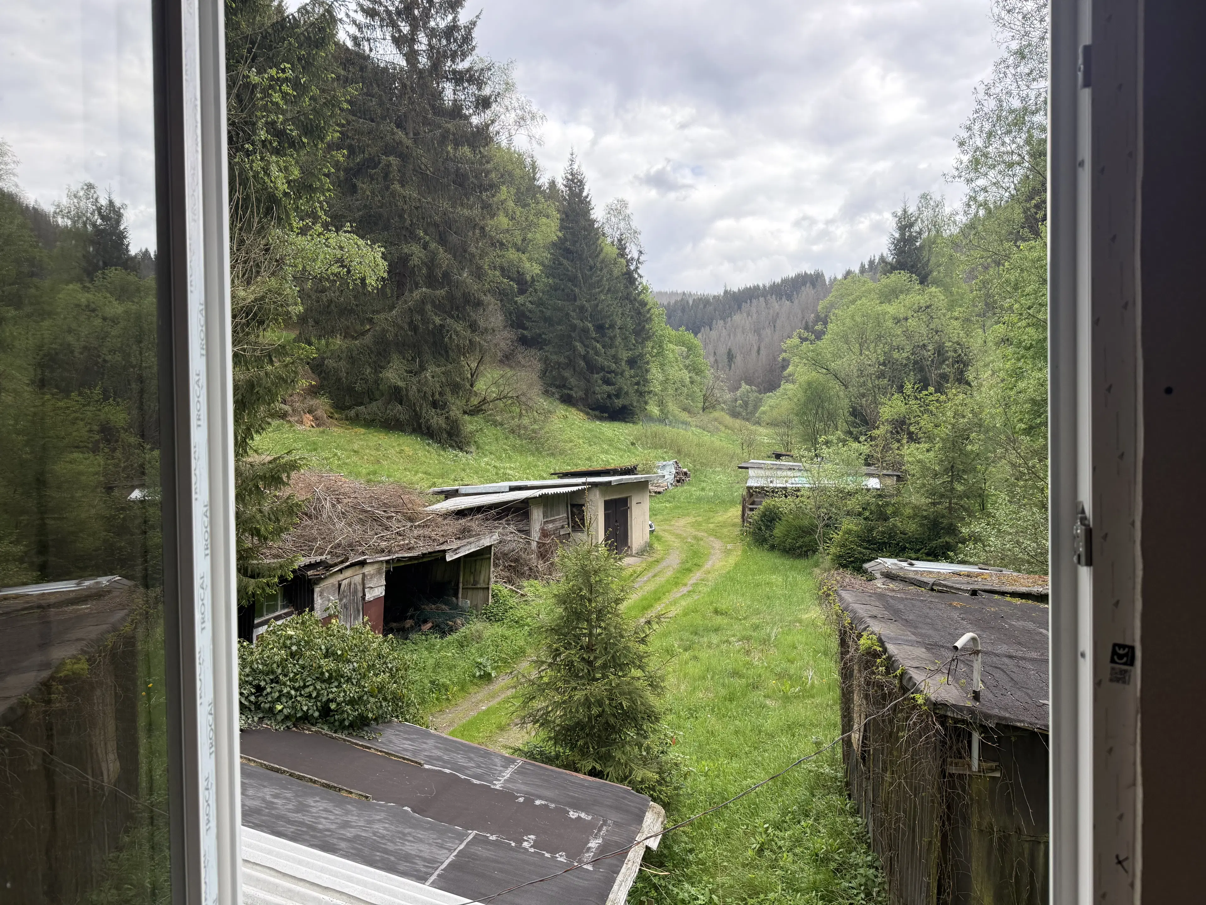 Beleggingsobject 12 eenheden met zonnepanelen in Katzhütte, Duitsland