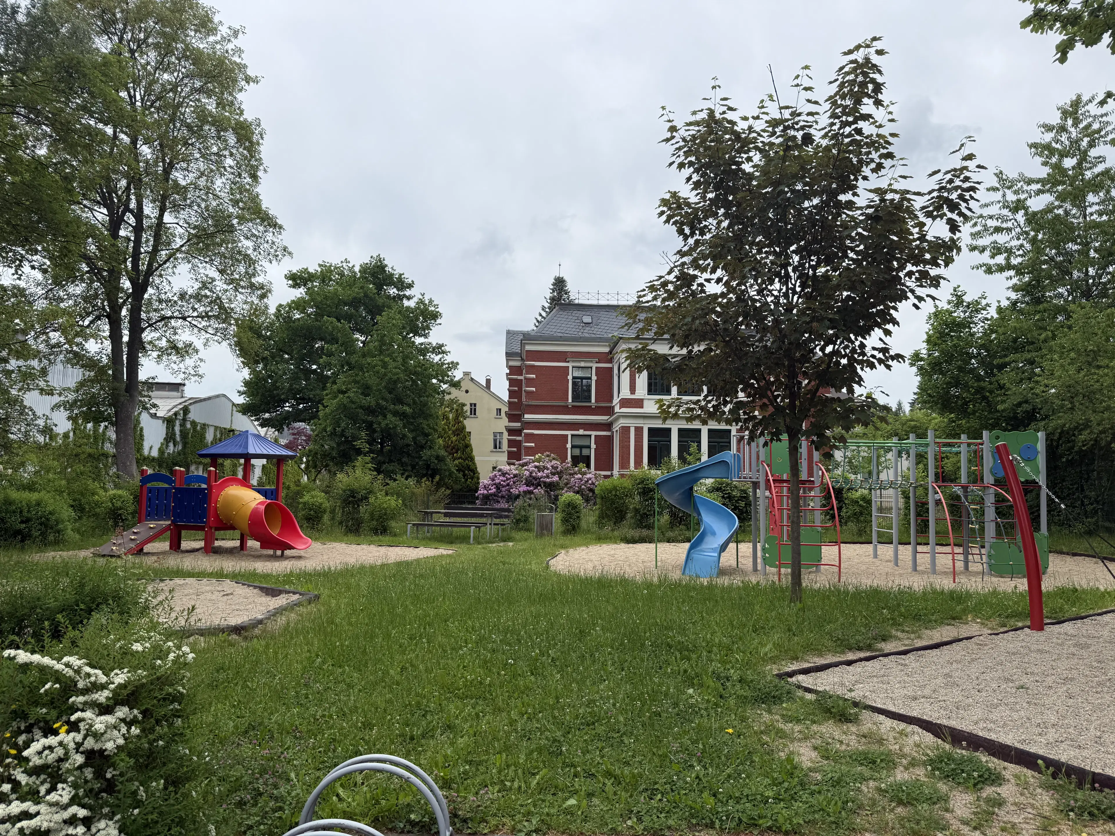Vakwerkhuis op perceel van 520 m² in Seifhennersdorf - Duitsland