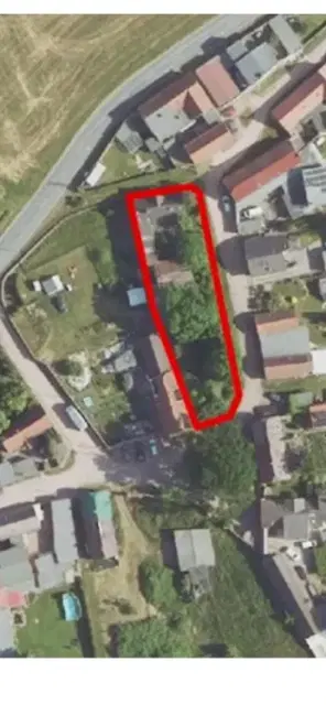 Vrijstaand landhuis op kavel van ca. 1.090 m², met schuur in Rohndorf (Südliches Anhalt) Halle-Leiptzig-Flughafen - Duitsland