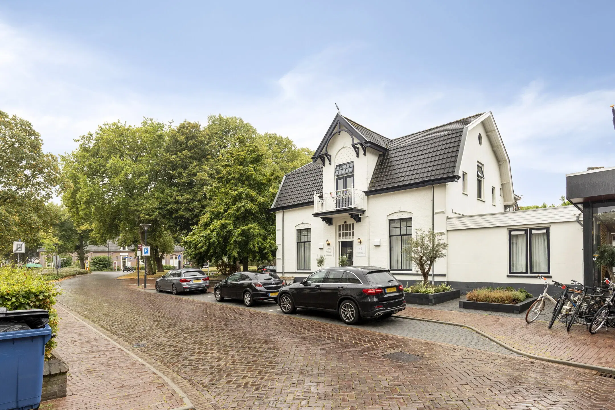 Zevenaar, Kerkstraat 46/Stationsplein 20