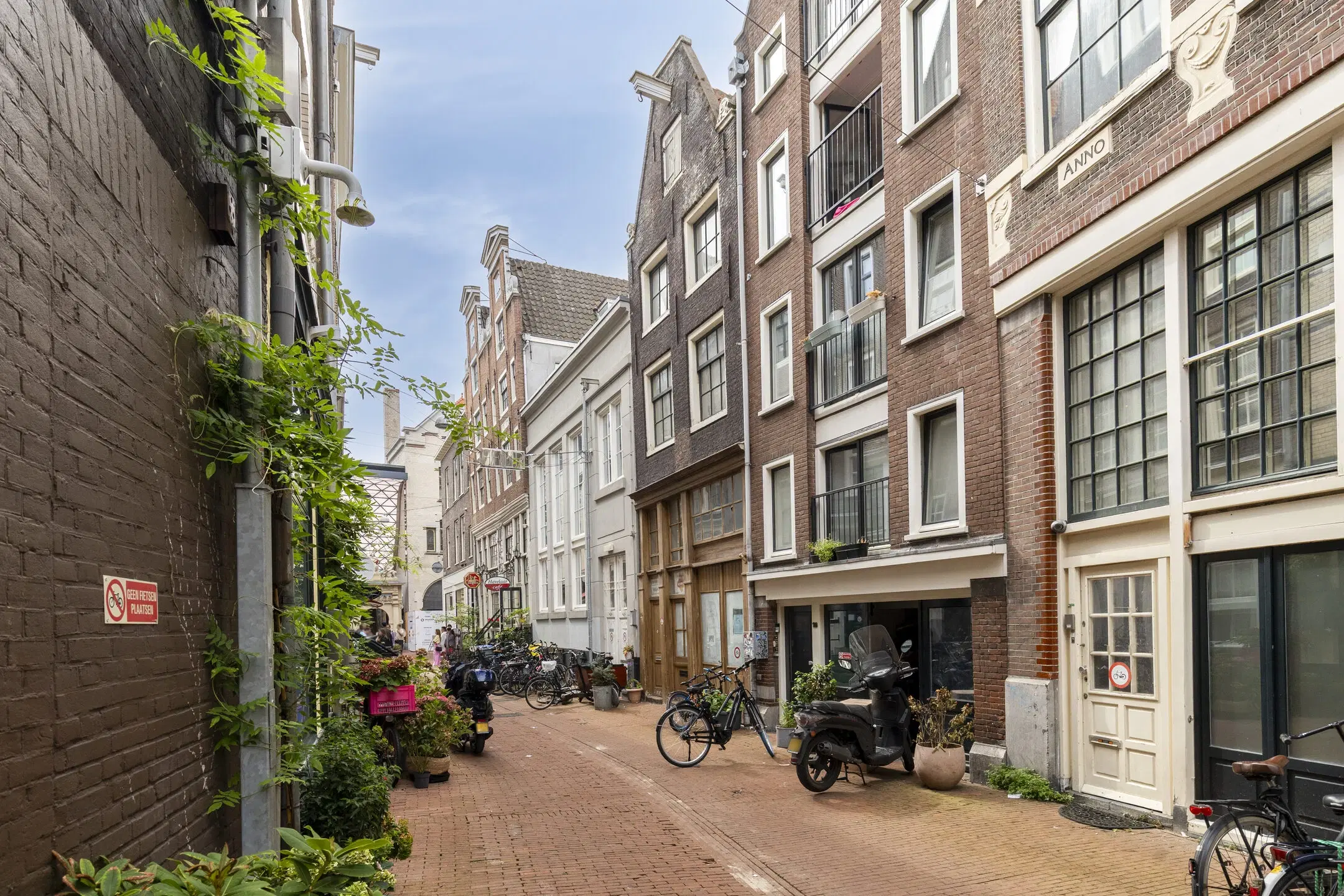 Amsterdam, Voetboogstraat 20 1 en 20 H