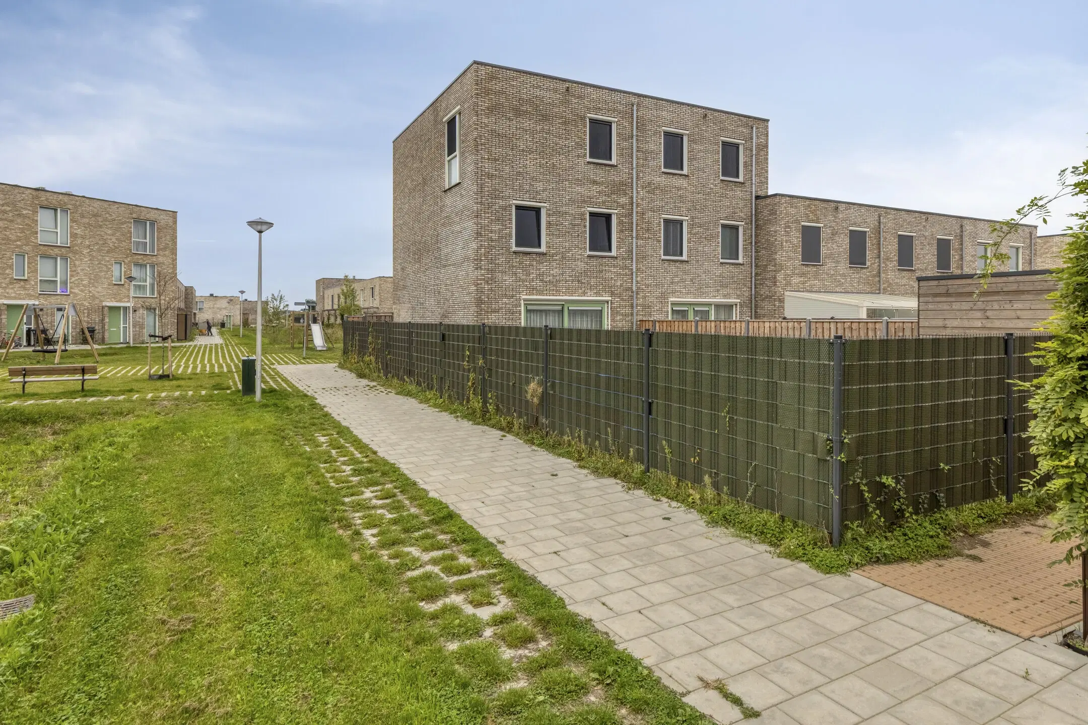 Almere, Adriaan de Grootpad 120