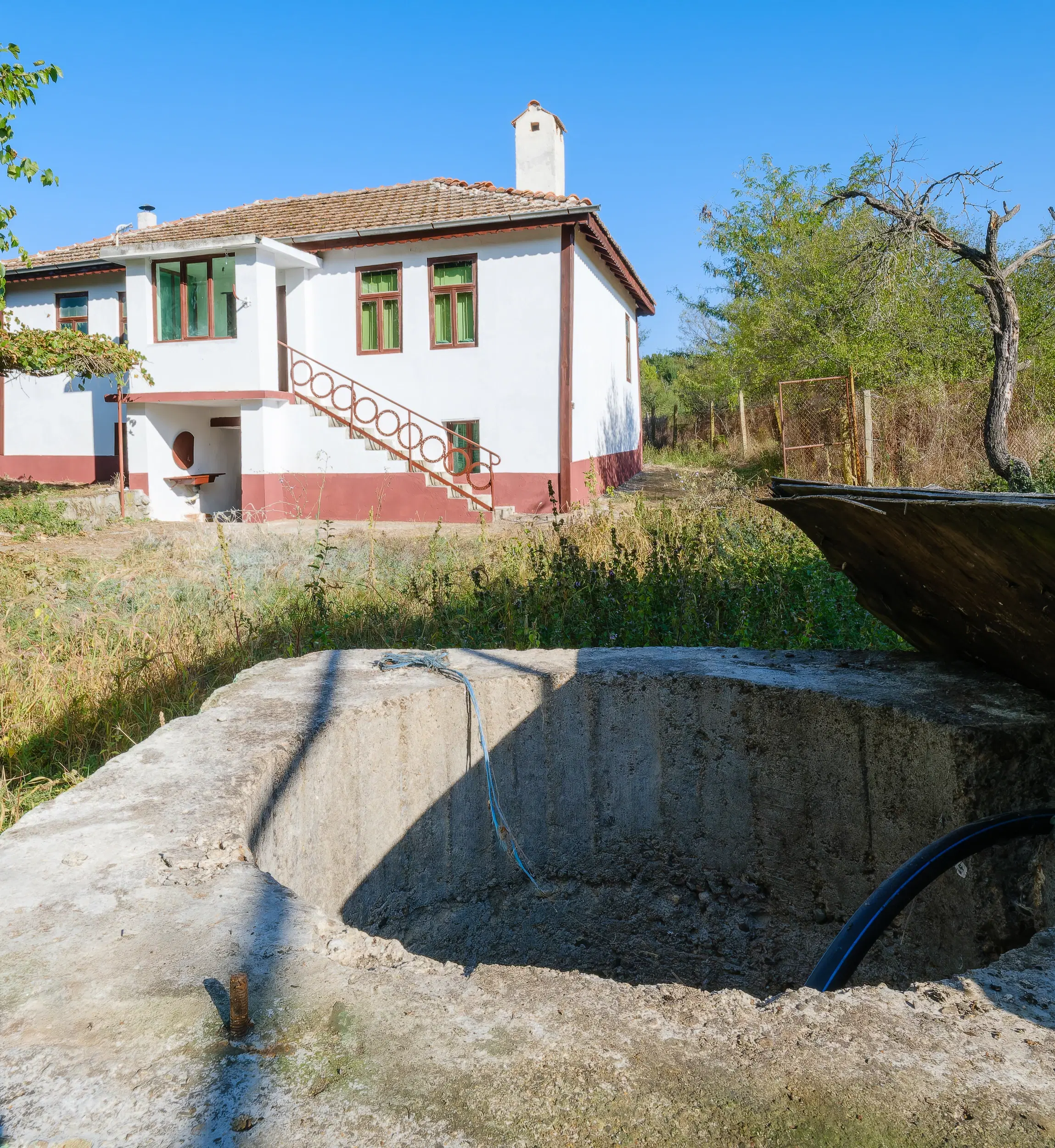 PARTNERVEILING- 2-onder-1-kap klassiek Balkanhuis te Lalkovo (Yambol) - Bulgarije